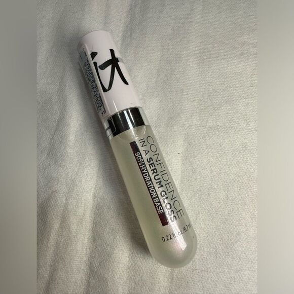 IT Cosmetics Confidence in a Serum Lip Gloss color: Self-Assured (A clear shade - Picture 4 of 4